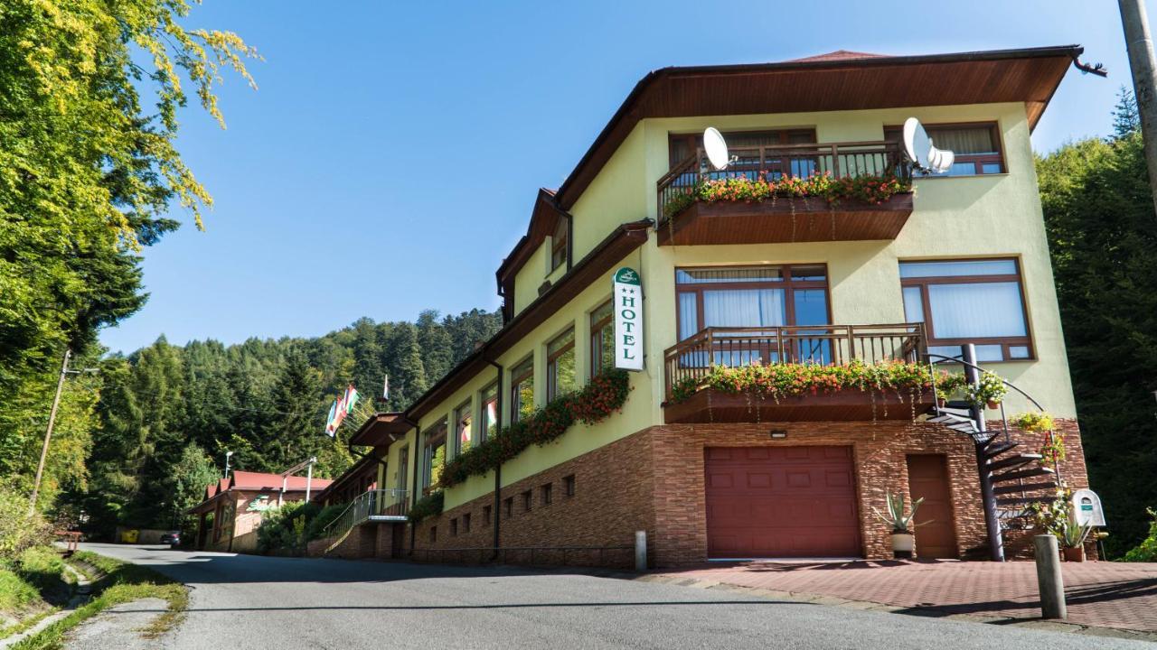 Hotel Somka Дриеница Экстерьер фото