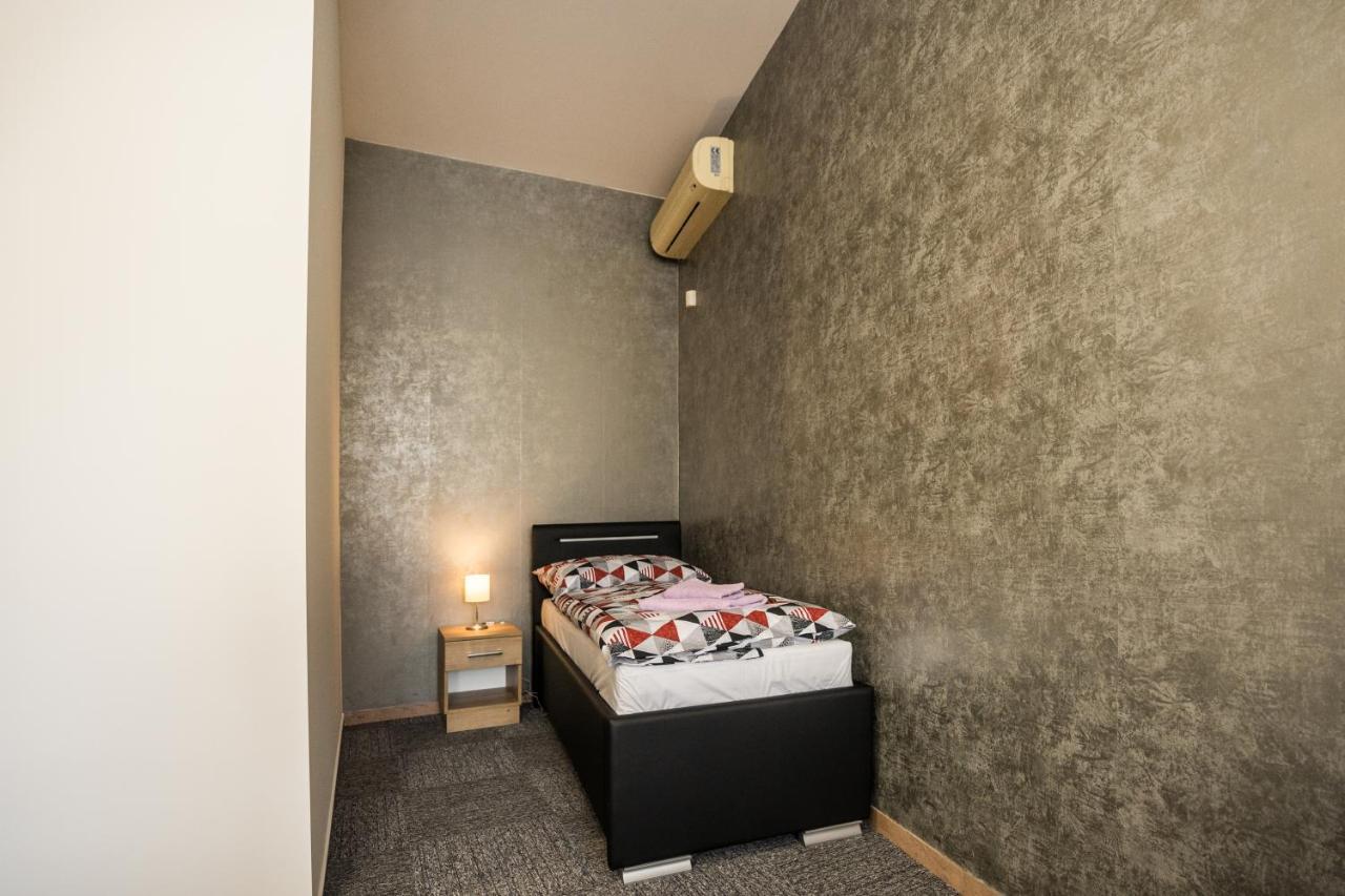 Hotel Somka Дриеница Экстерьер фото