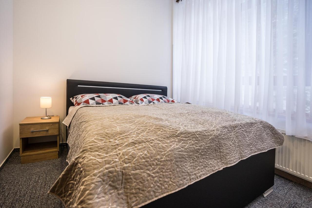 Hotel Somka Дриеница Экстерьер фото