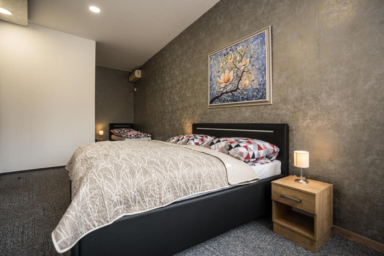 Hotel Somka Дриеница Экстерьер фото