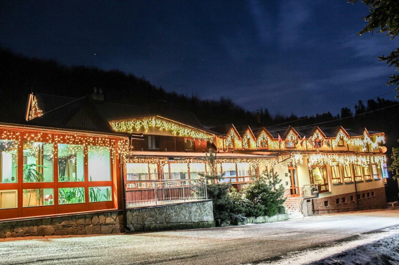 Hotel Somka Дриеница Экстерьер фото