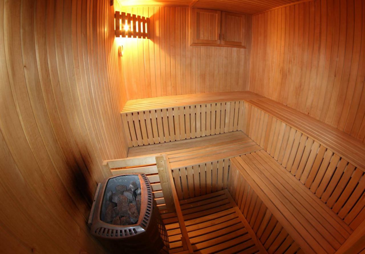 Hotel Somka Дриеница Экстерьер фото