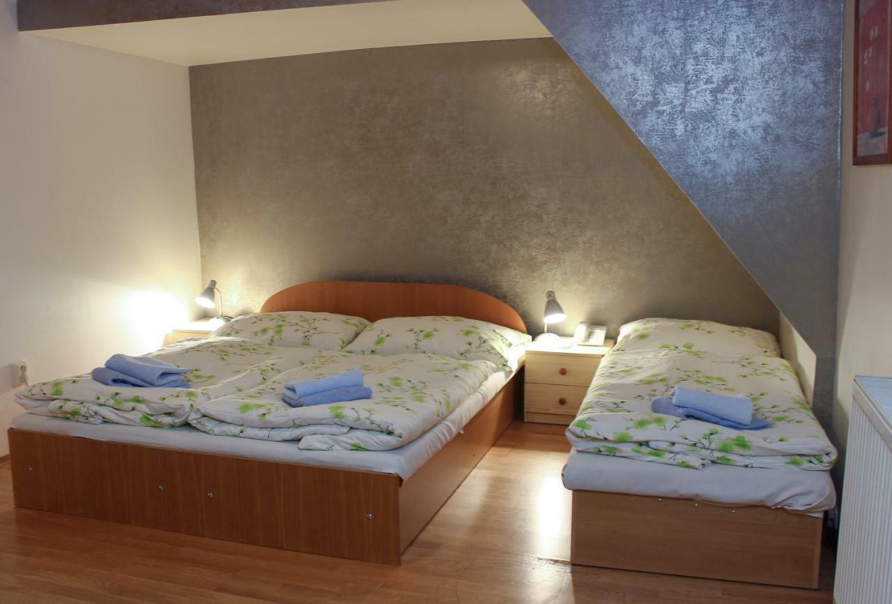 Hotel Somka Дриеница Экстерьер фото